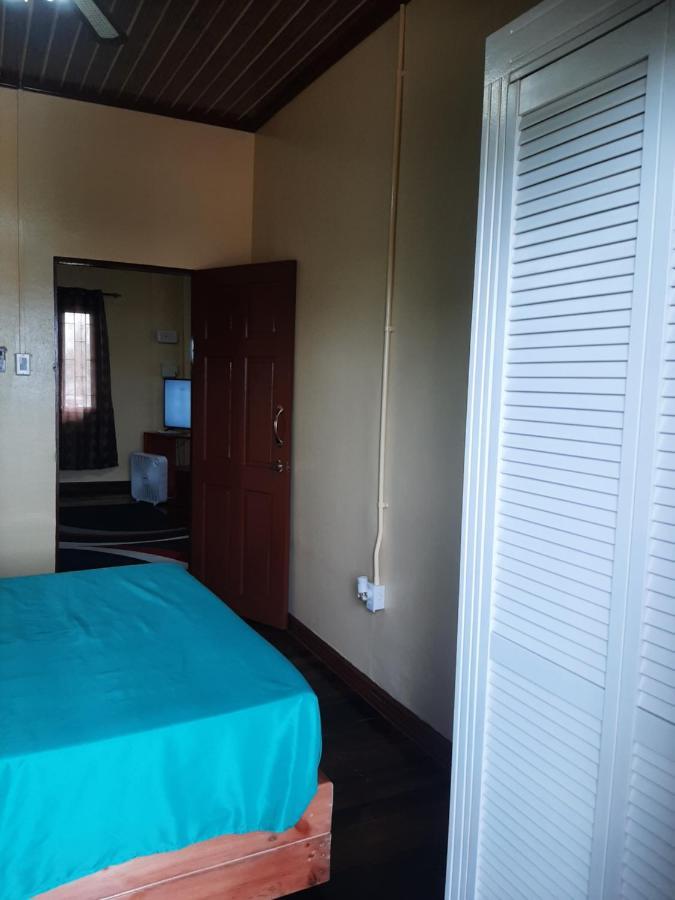 Jrs Apartments 乔治敦 外观 照片