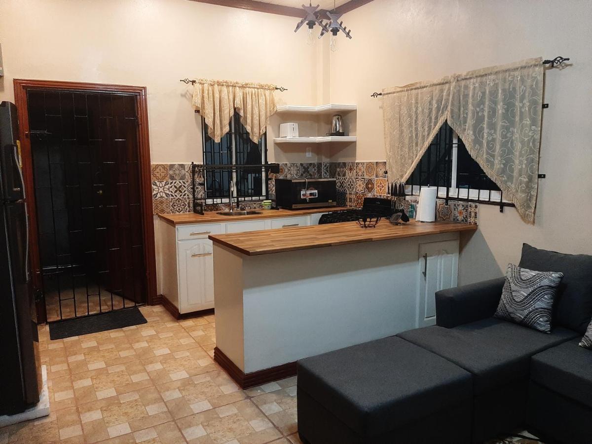 Jrs Apartments 乔治敦 外观 照片