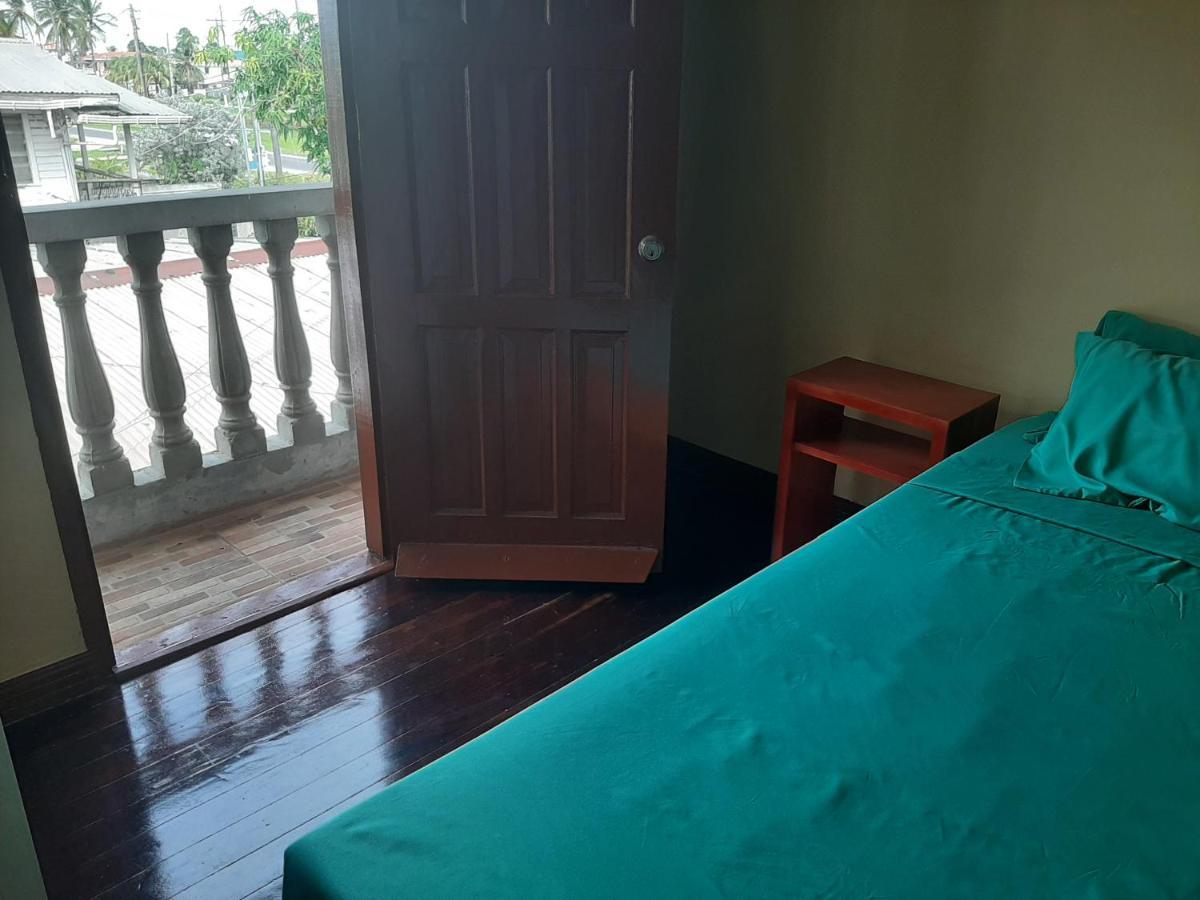 Jrs Apartments 乔治敦 外观 照片